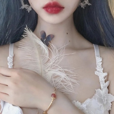 简约气质女生锁骨局部头像大全