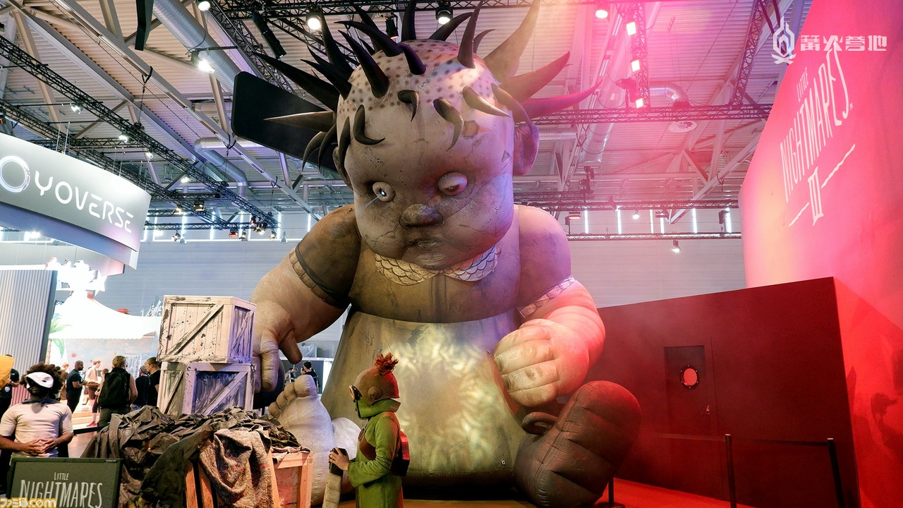 万代南梦宫展区的 Monster Baby,体型达到了 3m 之高 万代南梦宫展区的 Monster Baby,体型达到了 3m 之高